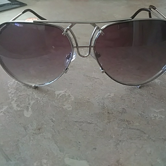 Sunglasses 2 Pairs - Picture 2 of 3